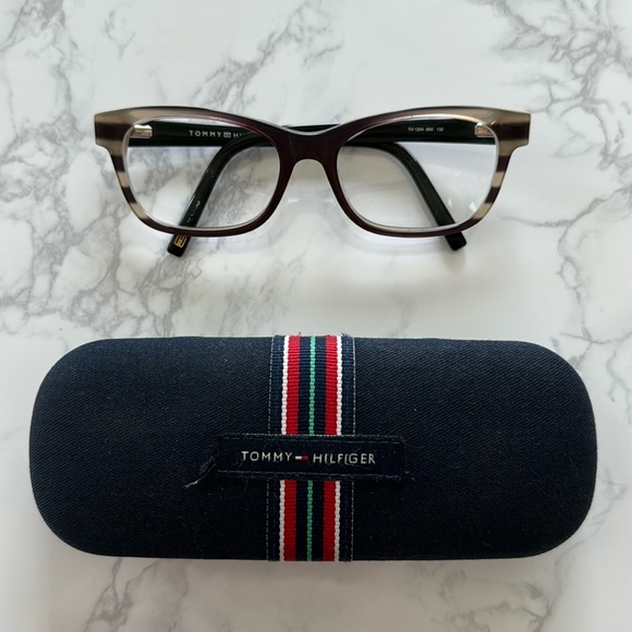 Tommy Hilfiger TH 1204 Eyeglasses Frames - Picture 2 of 3